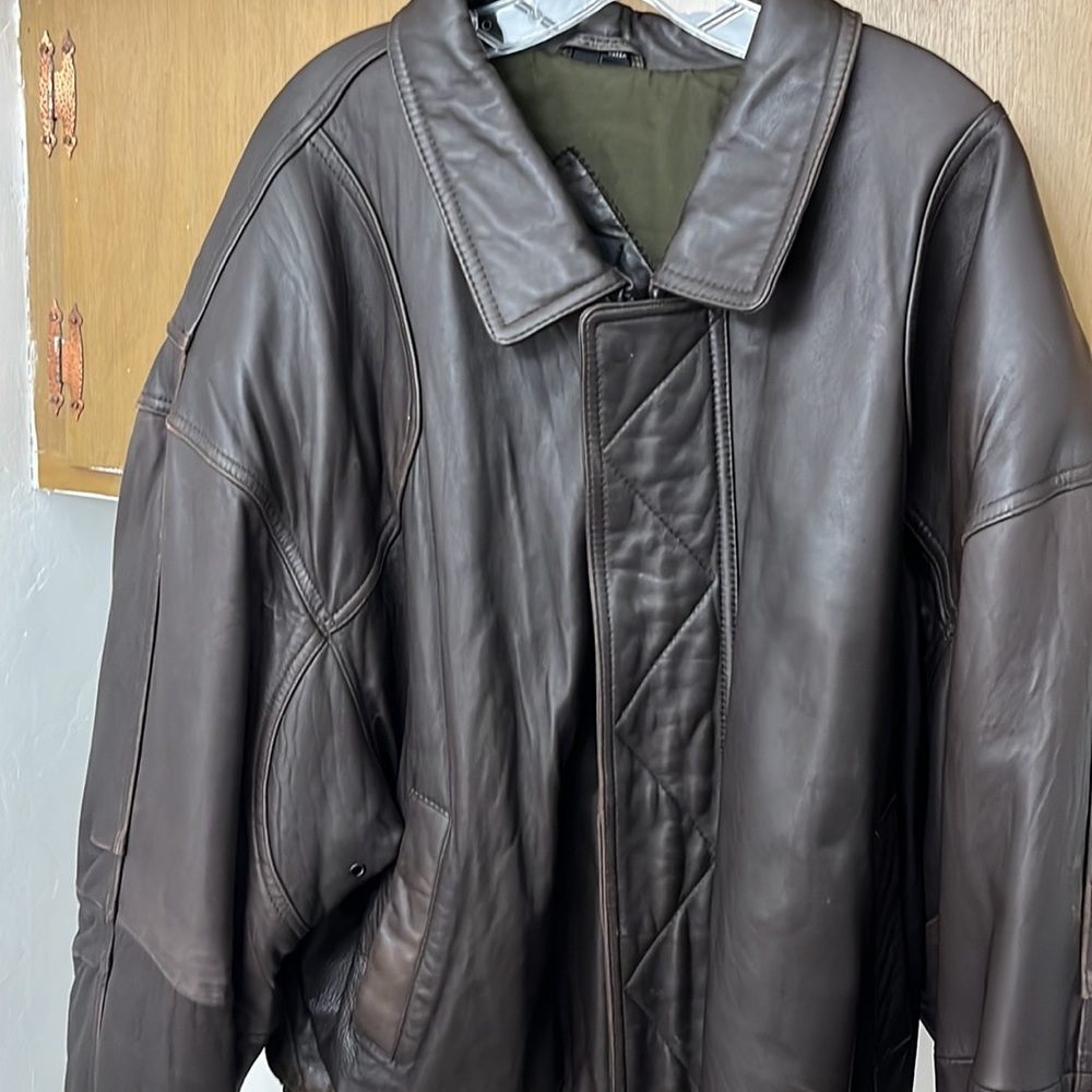Andrew Marc men’s leather coat